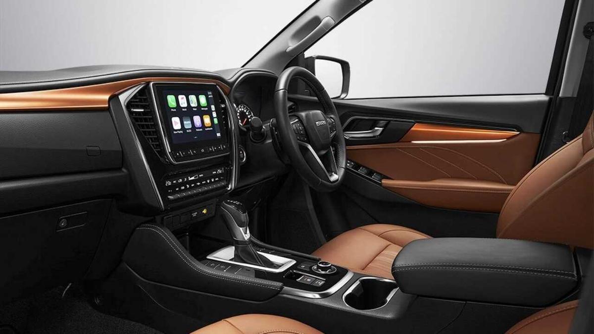 Nội thất Isuzu MU-X 2021