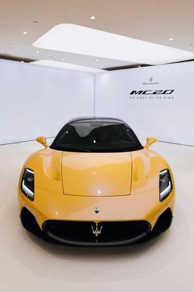 Maserati MC20