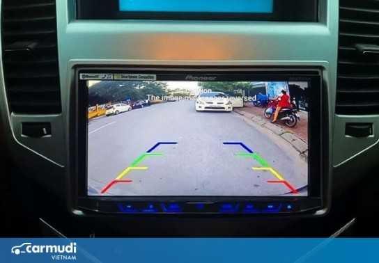 Hướng dẫn cách sử dụng camera lùi ô tô - Cách tự lắp đặt