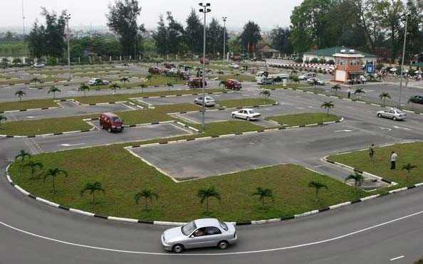 Đối với bằng lái xe B2 nếu thi trượt phần thực hành thì được thi lại mấy lần?