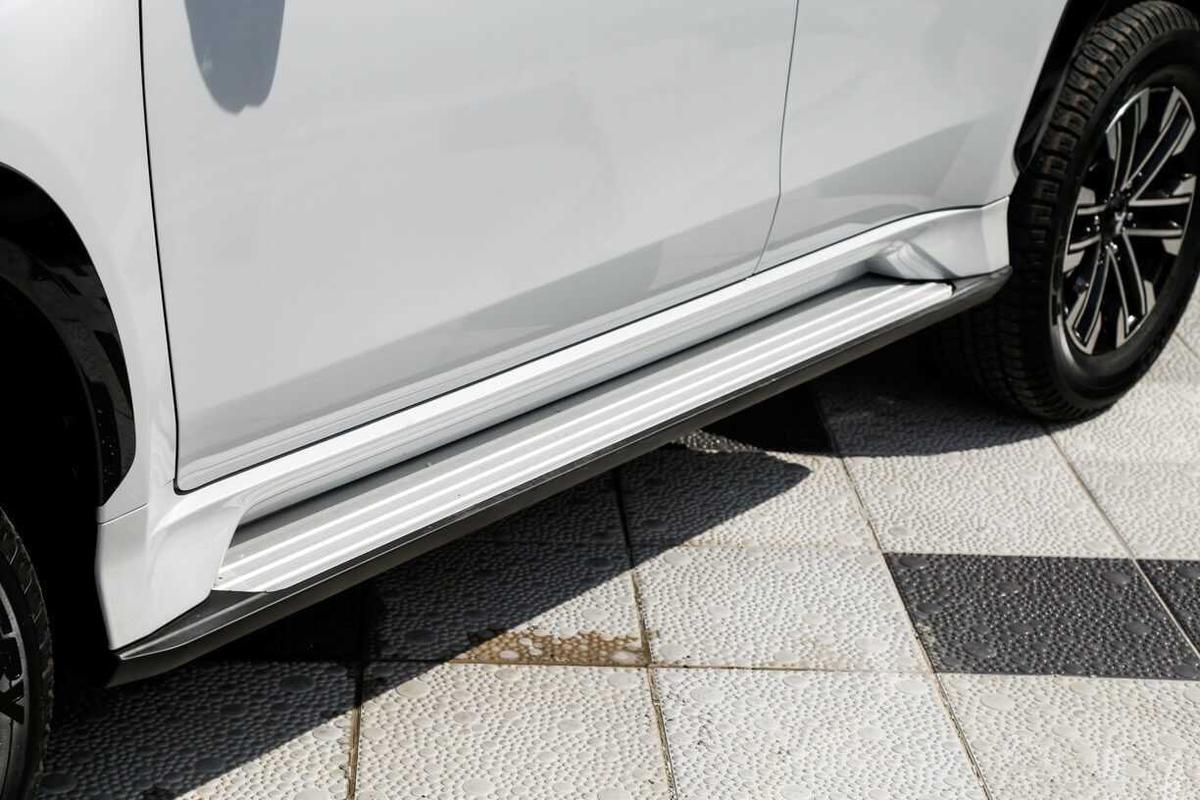 Mitsubishi Pajero Sport 2020