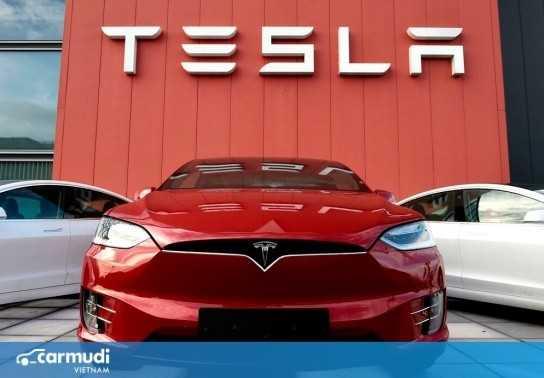 Bất chấp Covid, cổ phiếu của Tesla tăng mạnh 400% từ đầu năm