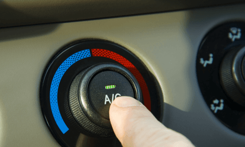 Tắt điều hòa trước khi tắt máy xe