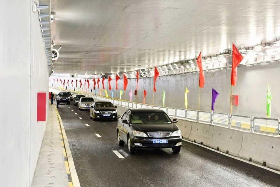 Những tình huống không nên cố vượt khi tham gia giao thông