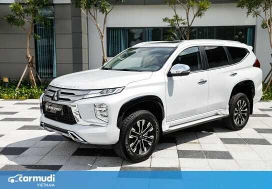 Cùng nhìn ngắm vẻ đẹp thể thao của Mitsubishi Pajero Sport 2020 4x4 AT mới