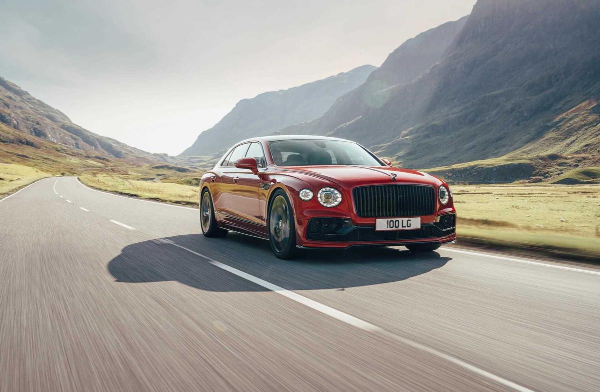 Bentley Flying Spur 2021 V8