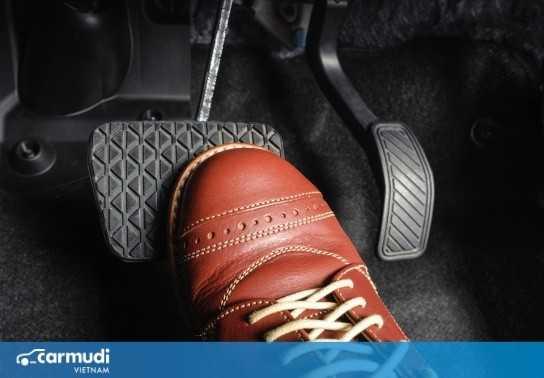 Nhận biết phanh ô tô bị hỏng qua 8 dấu hiệu này