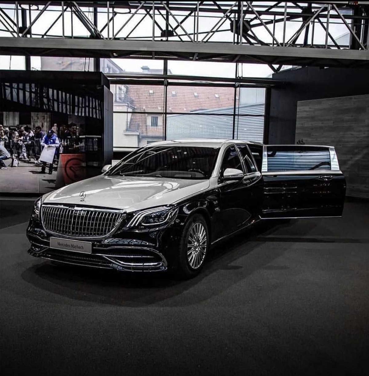Mercedes-Maybach S650 Pullman