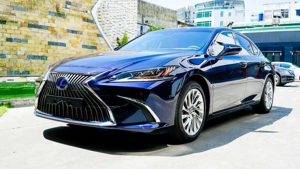 Lexus ES 2021