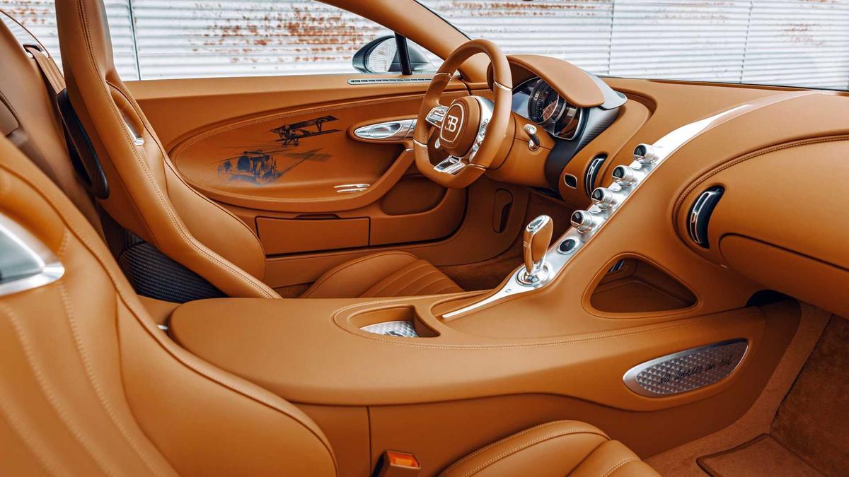 Nội thất Bugatti Chiron Les Legendes Du Ciel