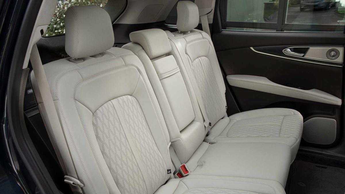 Lincoln Nautilus 2021