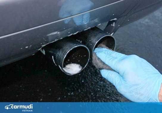 Vệ sinh ống xả ô tô cần lưu ý điều gì?