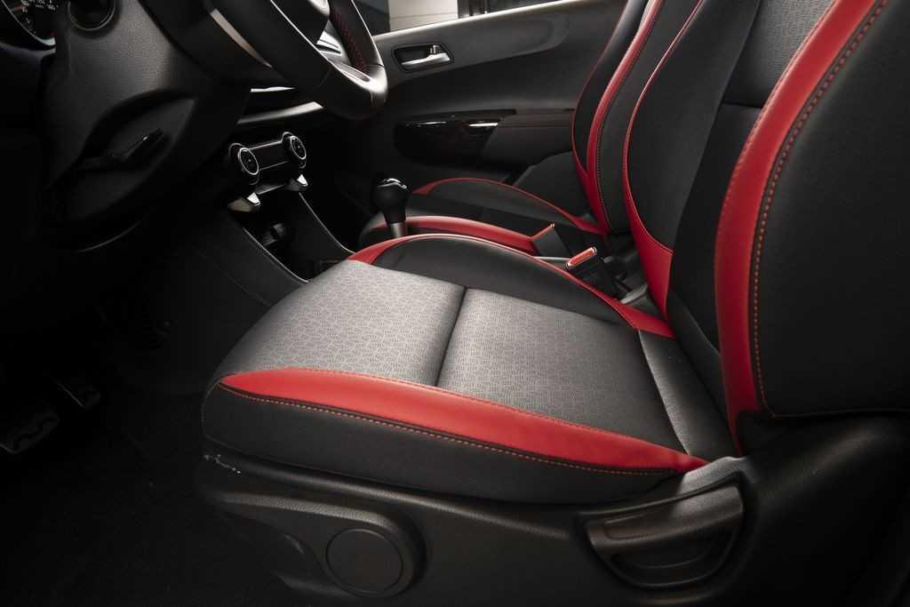 Nội thất Kia Morning 2021 GT-Line