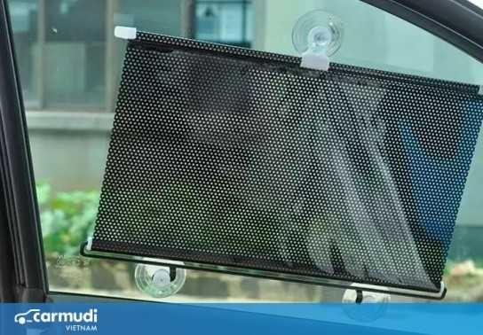 Tổng hợp các loại rèm che nắng đáng mua cho ô tô