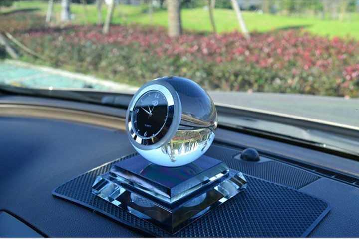 nước hoa ô tô để táp-lô