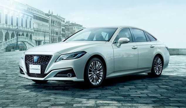 Toyota Crown 2021