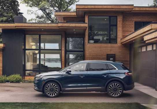 Lincoln Nautilus 2021