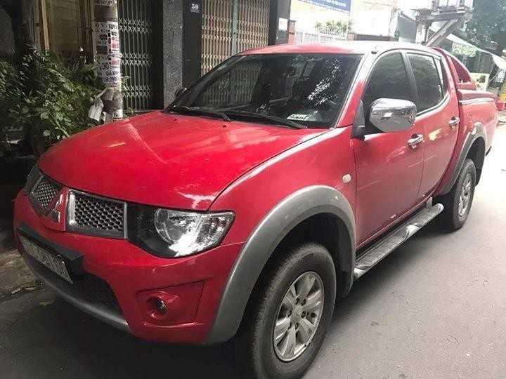 Mitsubishi Triton 2.5AT 2011