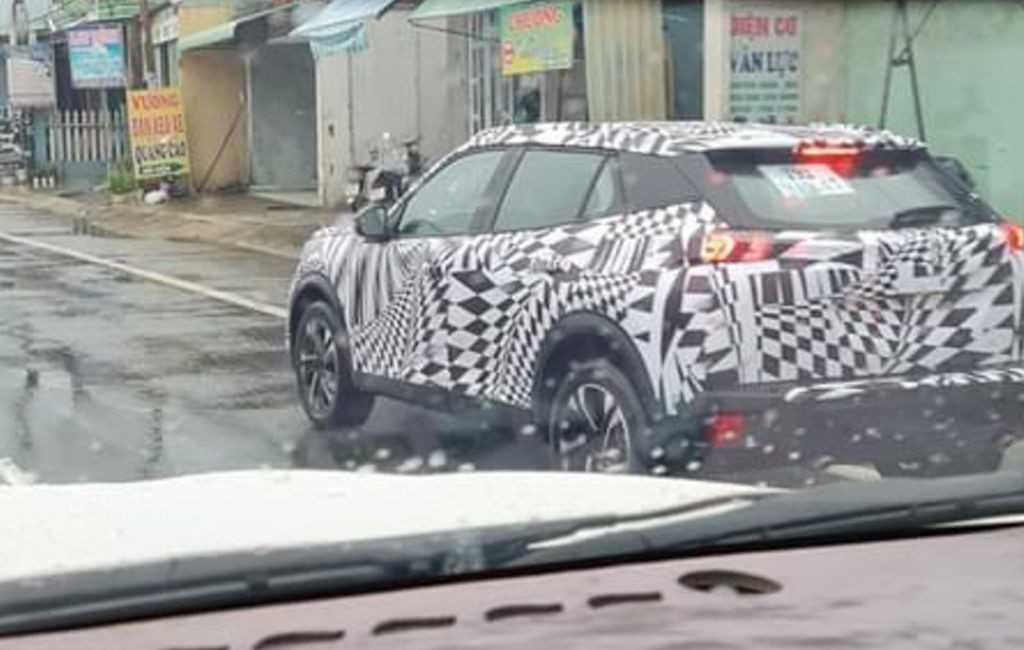 Peugeot 2008 chạy thử