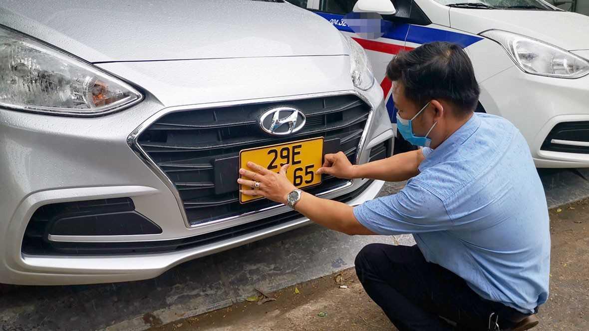 Cấp đổi lại biển số xe