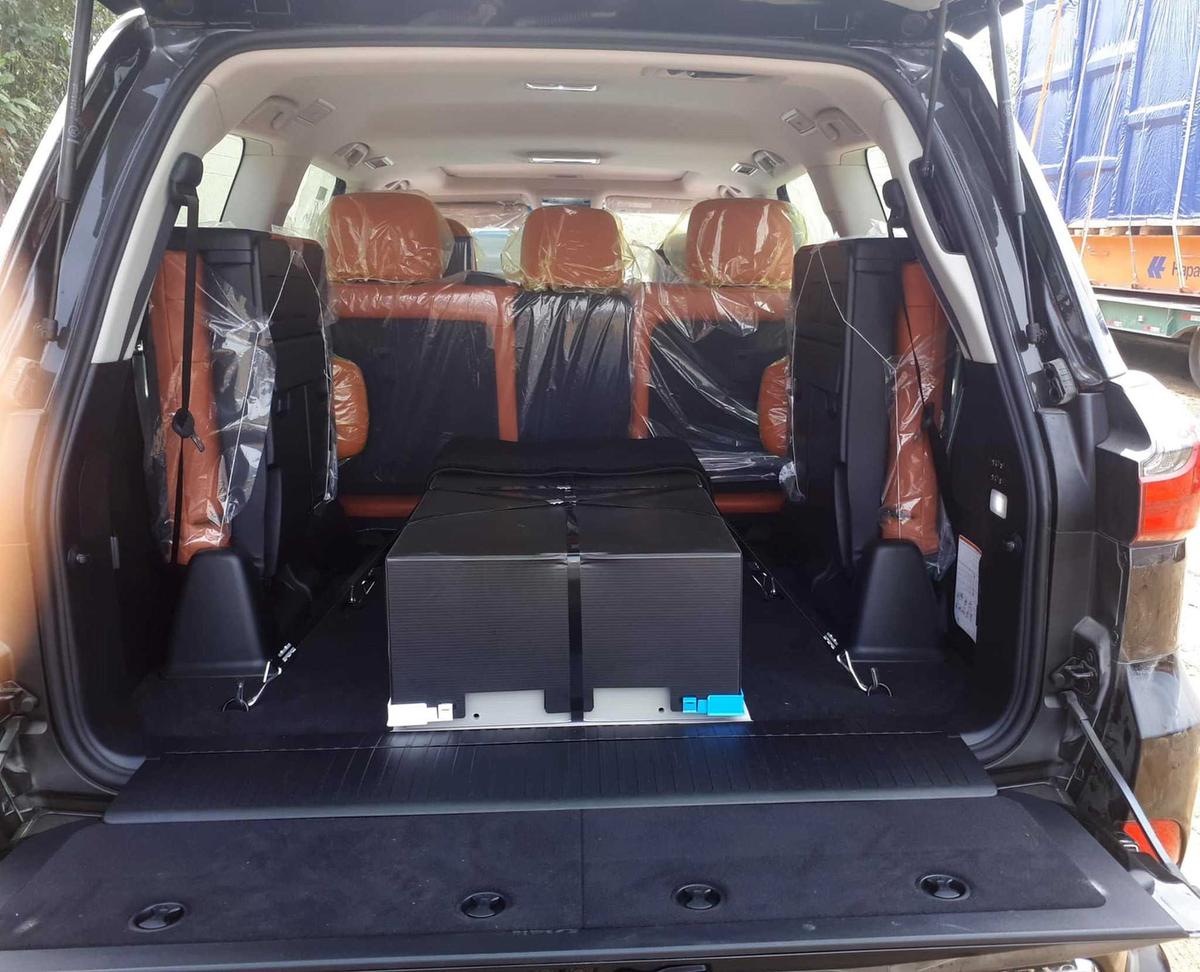 Nội thất Lexus LX570 Super Sport 2021
