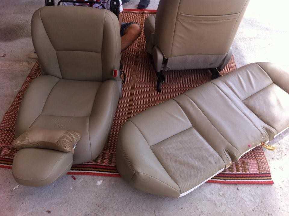 kinh-nghiem-cham-soc-noi-that-xe-sau-khi-bi-ngap-nuoc