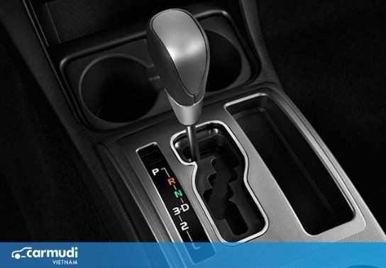 Số thấp "L" trên xe số tự động có chức năng gì?