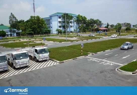 Đăng kí học bằng lái xe ô tô B2 cần chú ý những vấn đề gì?