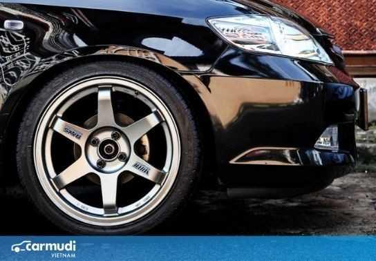 Những điều cần lưu ý khi nâng cấp mâm và lốp xe