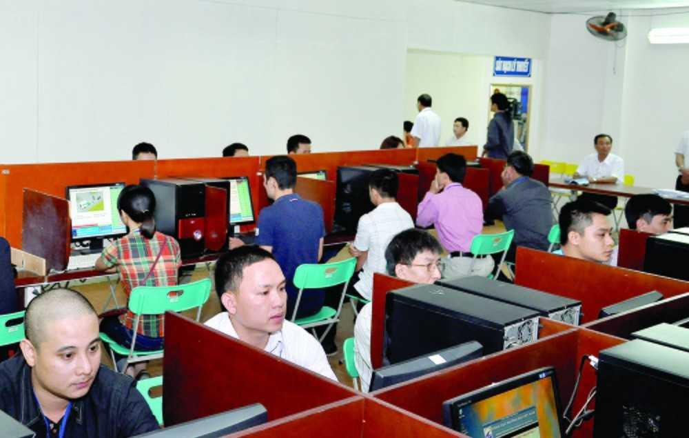 thi lý thuyết bằng lái xe ô tô B2