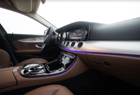 Nội thất Mercedes-Benz E 180