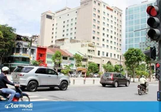 Mức phạt cho lỗi vượt đèn đỏ