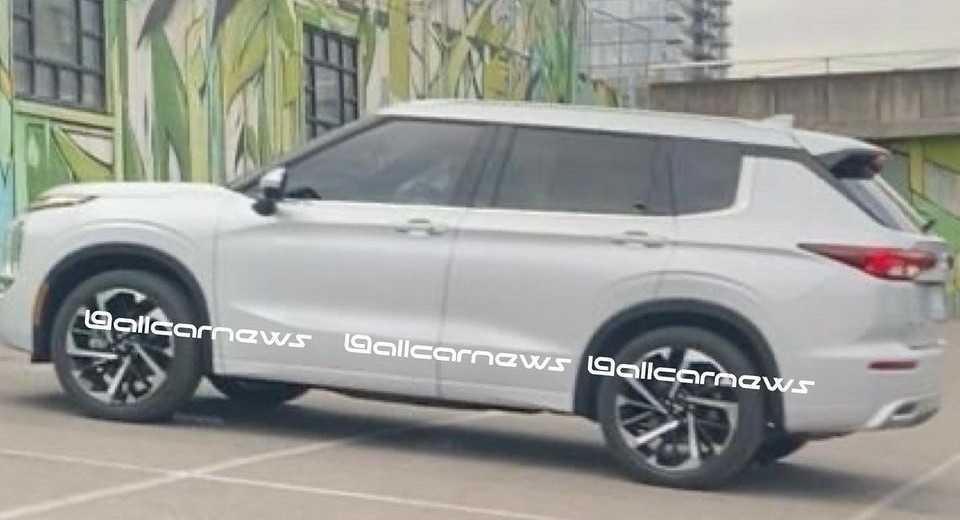 Mitsubishi Outlander 2021