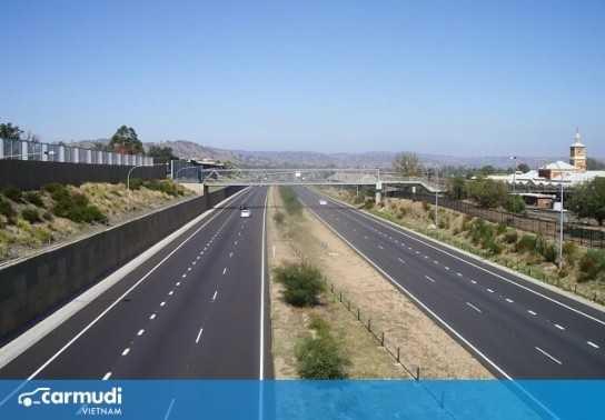 Ý nghĩa của vạch kẻ đường