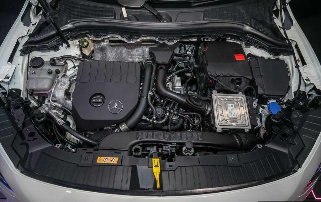 Mercedes-Benz GLA 2021