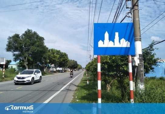 Tốc độ tối đa cho phép khi di chuyển trong các khu vực đông dân cư