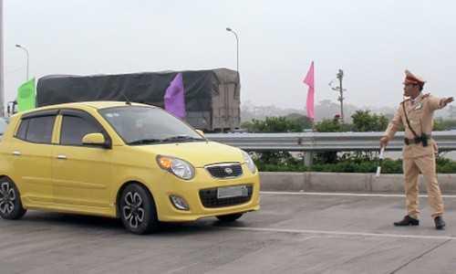 Mức xử phạt đối với xe chạy quá tốc độ quy định