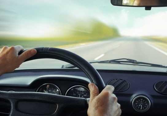 Lái thử để kiểm tra hoạt động của xe