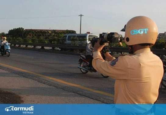 Người dân có quyền yêu cầu CSGT cho xem hình ảnh ghi lại khi bị bắn tốc độ