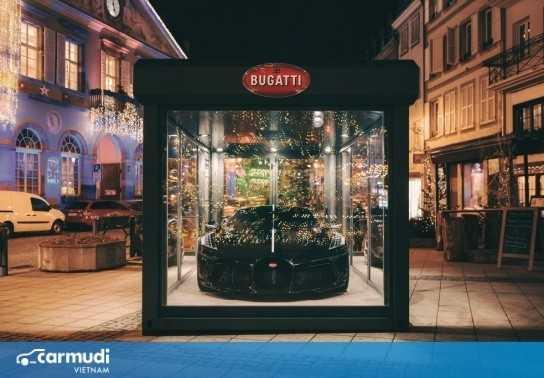 Siêu xe đắt nhất thế giới được Bugatti trưng bày tại thành phố Molsheim nhân dịp Giáng sinh