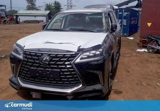 Việt Nam chào đón chiếc Lexus LX570 Super Sport 2021 đầu tiên