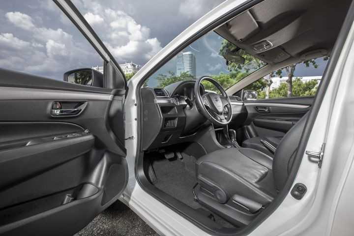 Nội thất xe Suzuki Ciaz