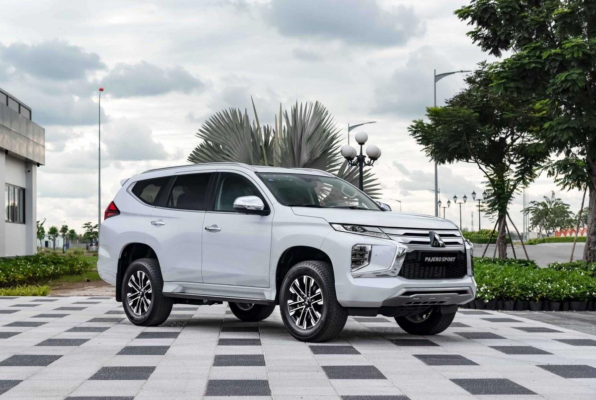 Mitsubishi Pajero Sport 2020