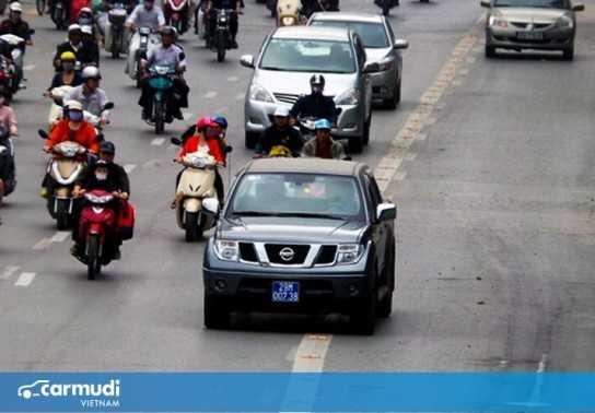 Mức bồi thường tai nạn giao thông do ô tô lấn làn đường?