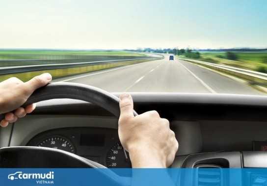 Lái xe an toàn với "Quy tắc nhìn xa 15 giây"