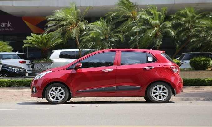 Đỗ xe dưới trời nắng