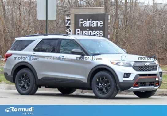 Bắt gặp Ford Explorer Timberline 2022 trên phố mà không có bất kỳ che chắn nào