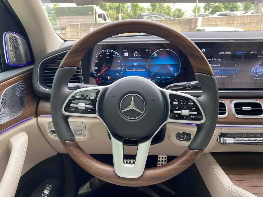 Mercedes-Benz GLS 580
