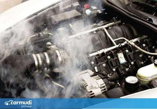 Những nguyên nhân chủ yếu khiến động cơ ô tô báo quá nhiệt