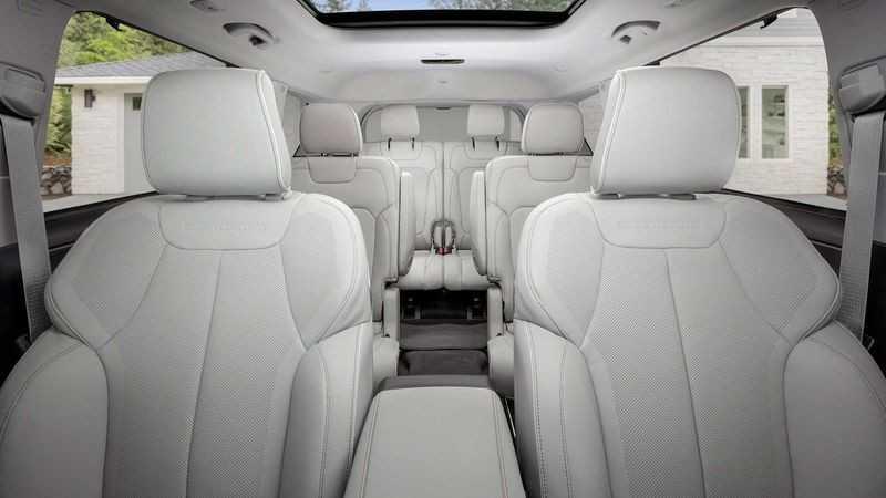 Nội thất Jeep Grand Cherokee L 2021